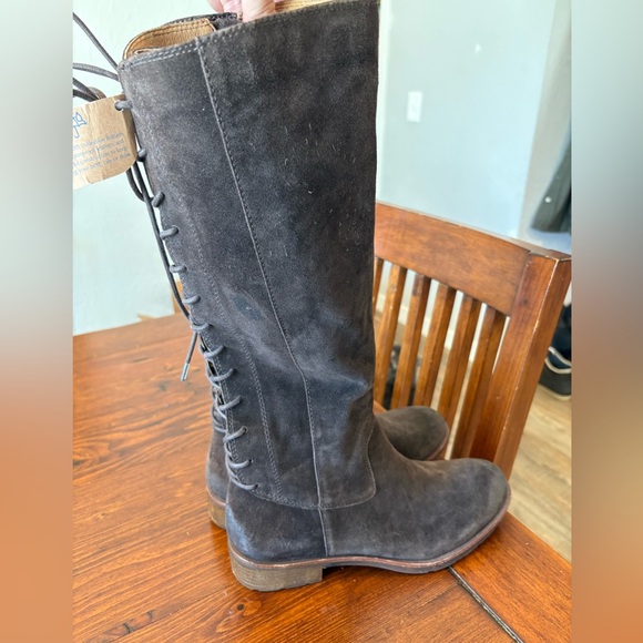 NWT** Sofft Sharnell II Suede Tall Lace Boot *damage* - Picture 6 of 10